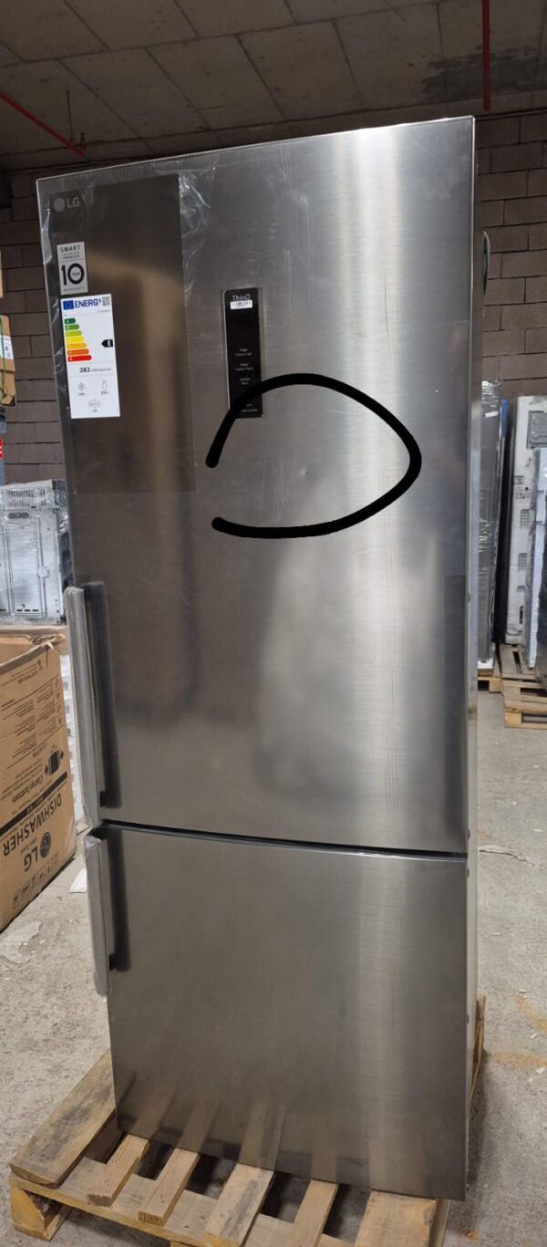 WhatsApp Image 2026-02-26 at 12.05.10 OUTLET97-GCB569BLCM LG GC-B569BLCM.APZPLTK E Enerji Sınıfı 462L No-Frost Buzdolabı