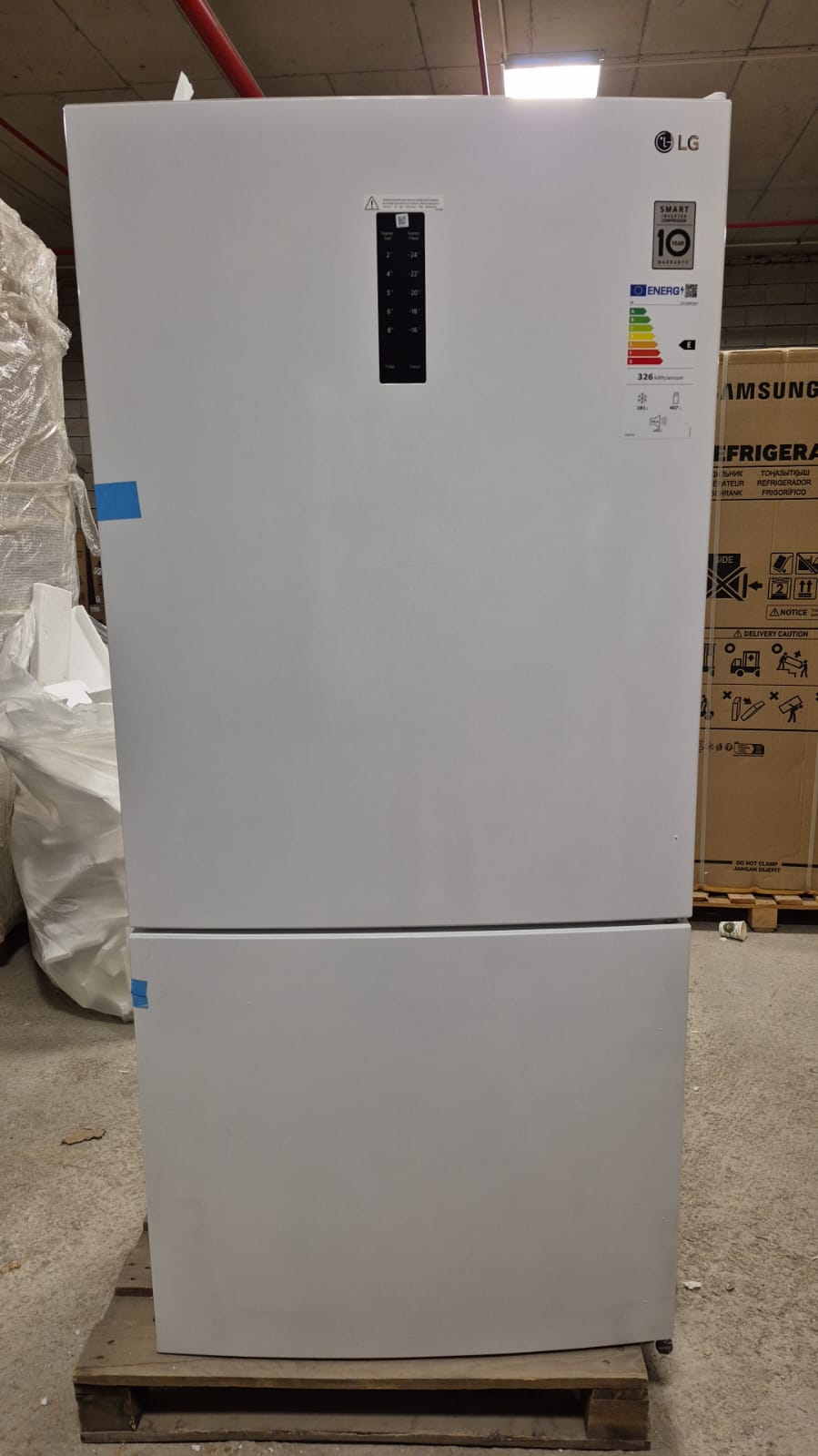 OUTLET100-GTL569PQAM LG GTL569PQAM 588 LT No-Frost Kombi Tipi Buzdolabı (Kopya)