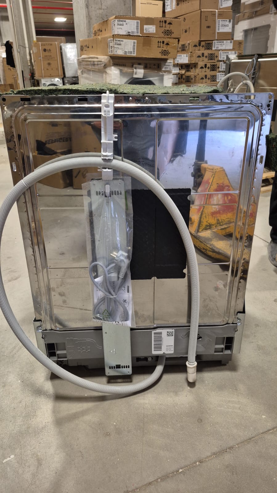 WhatsApp Image 2026-02-26 at 13.32.59 OUTLET104-SN515S00DT Siemens SN515S01DT IQ100 D Sınıfı 5 Programlı Bulaşık Makinesi