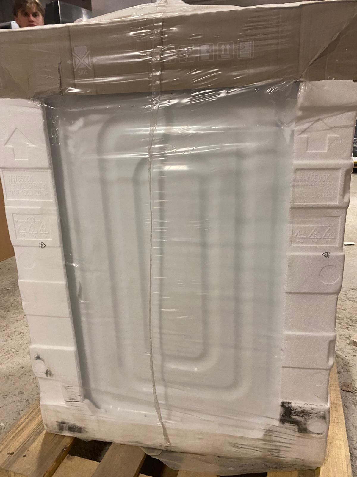 OUTLET107-WW90DG6U25LE  Samsung WW90DG6U25LEAH A Enerji Sınıfı 9 kg 1400 Devir Beyaz Çamaşır Makinesi