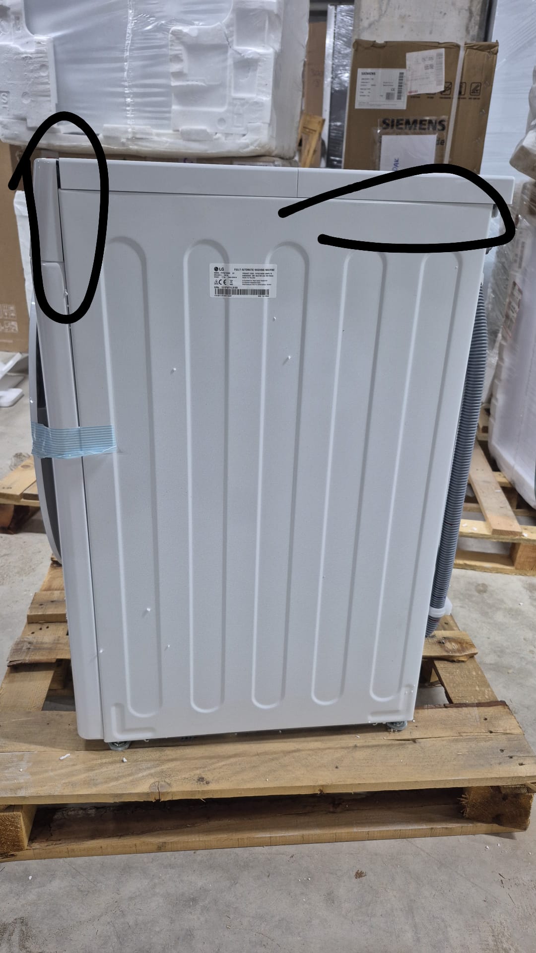 OUTLET117-F4Y5EYW0W LG F4Y5EYW0W Vivace 11 kg 1400 Devir Çamaşır Makinesi