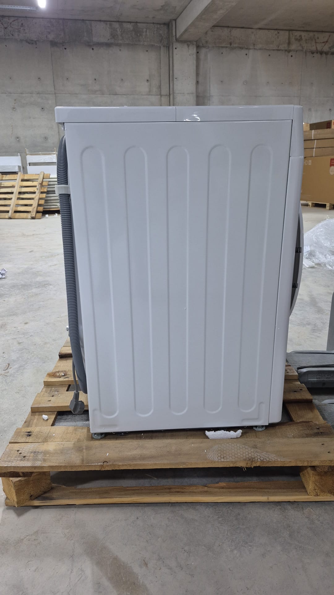 OUTLET117-F4Y5EYW0W LG F4Y5EYW0W Vivace 11 kg 1400 Devir Çamaşır Makinesi