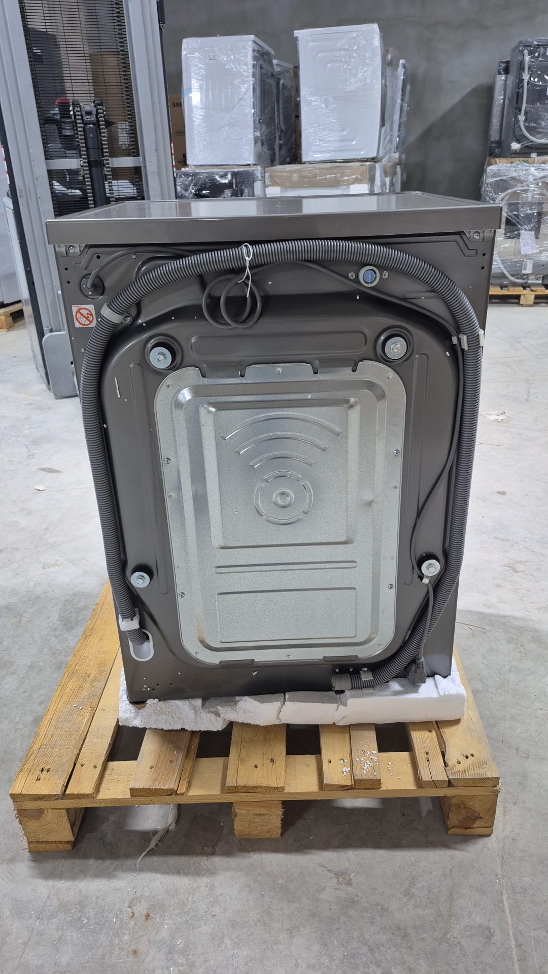 OUTLET126-F4Y7EYWYP LG F4Y7EYWYP 11 kg 1400 Devir Çamaşır Makinesi